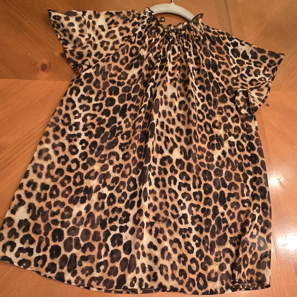 Express Wild Leopard Print Women's S Top, Like New